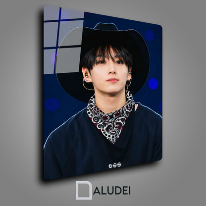 JUNKOOK CON SOMBRERO BTS CUADRO PERSONALIZADO DE ALUMINIO SUBLIMADO 40X60 CM