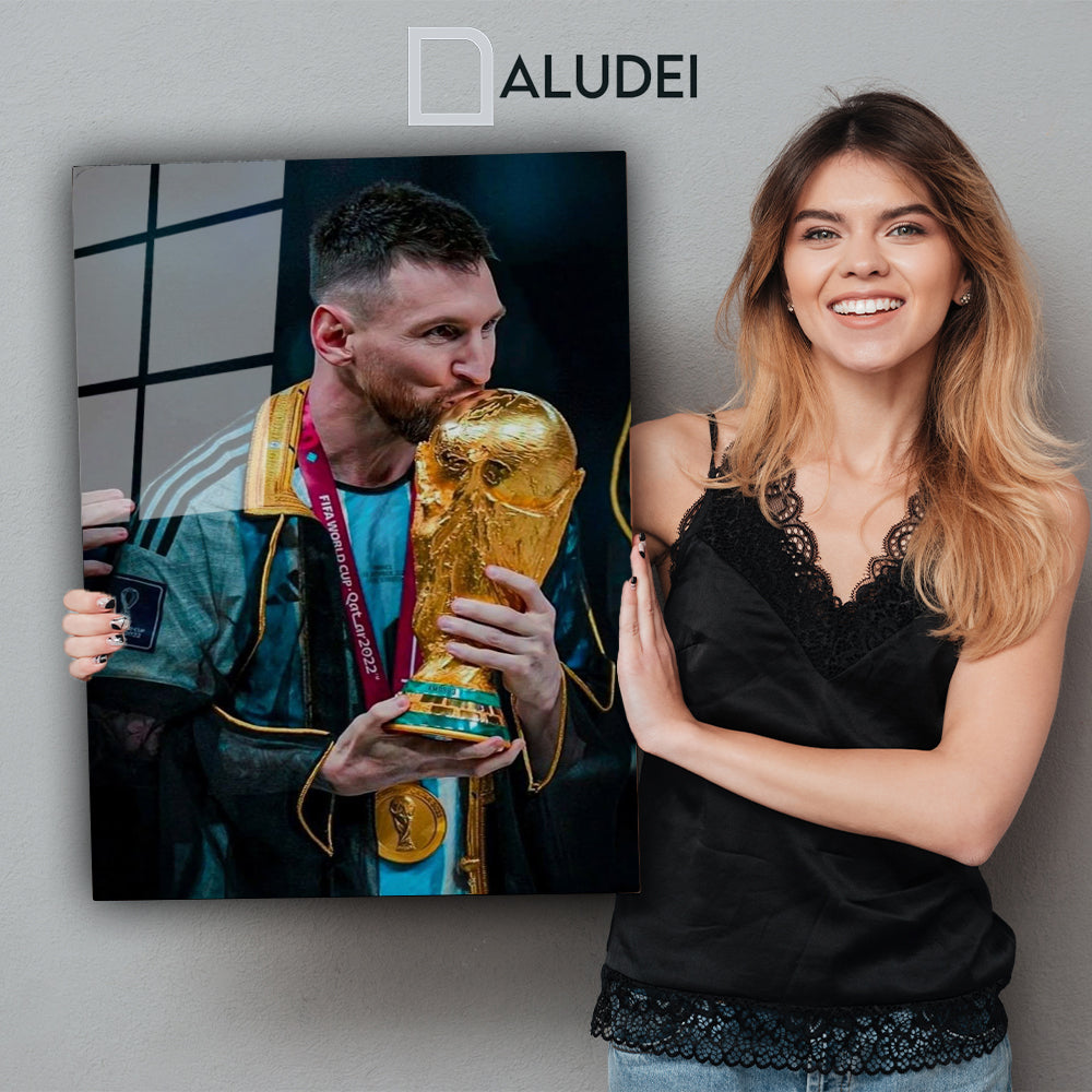 CAMPEÓN DEL MUNDO BESANDO COPA CUADRO DE ALUMINIO SUBLIMADO 40X60 CM